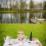 Chateau De 4*