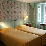 호텔 Chateau De 4*