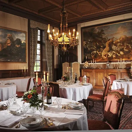 Chateau De Hotel 4*