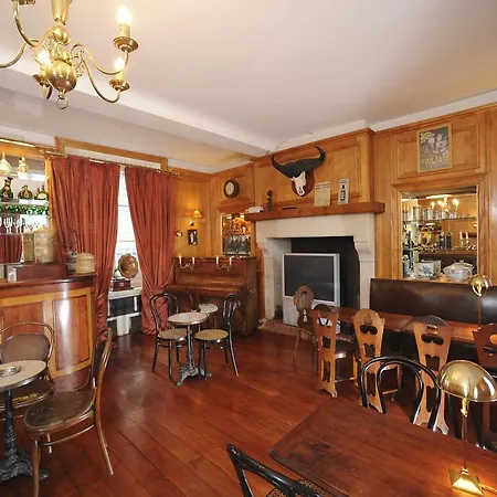 Chateau De 4* Canisy