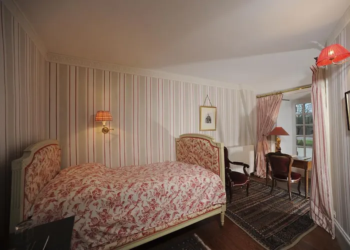 Chateau De Otel Canisy