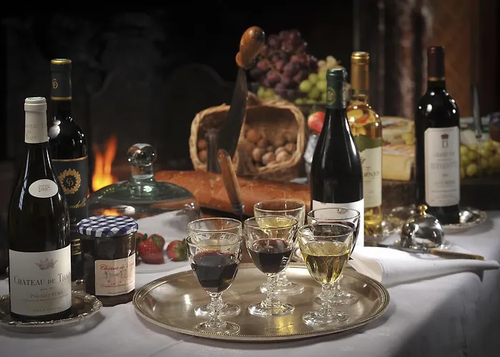 Otel Chateau De Canisy