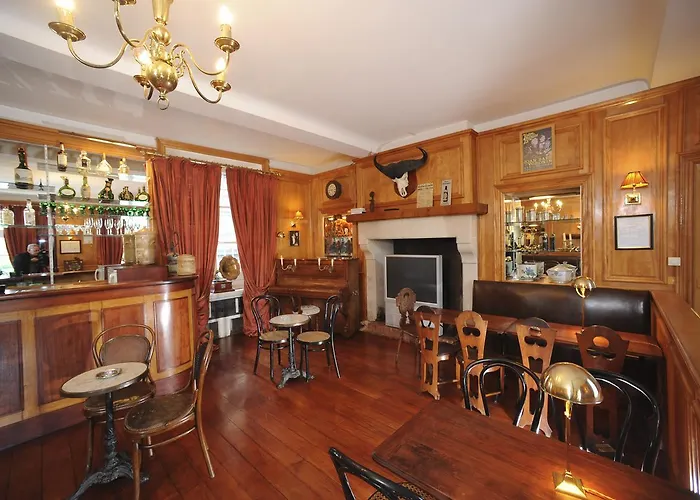 Chateau De 4* Canisy