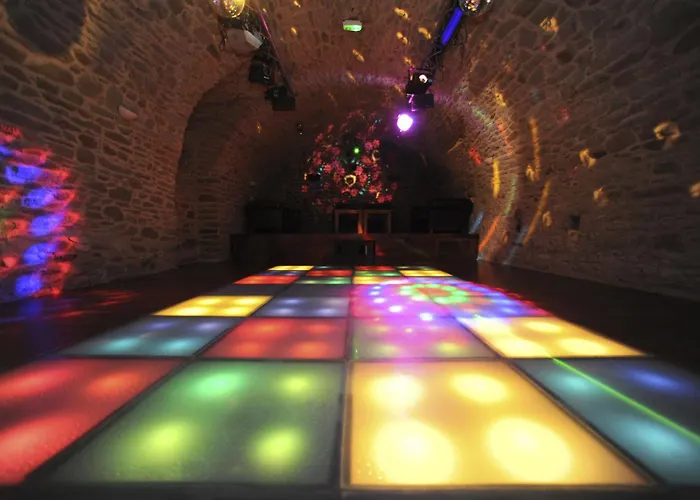 Chateau De 4* Canisy