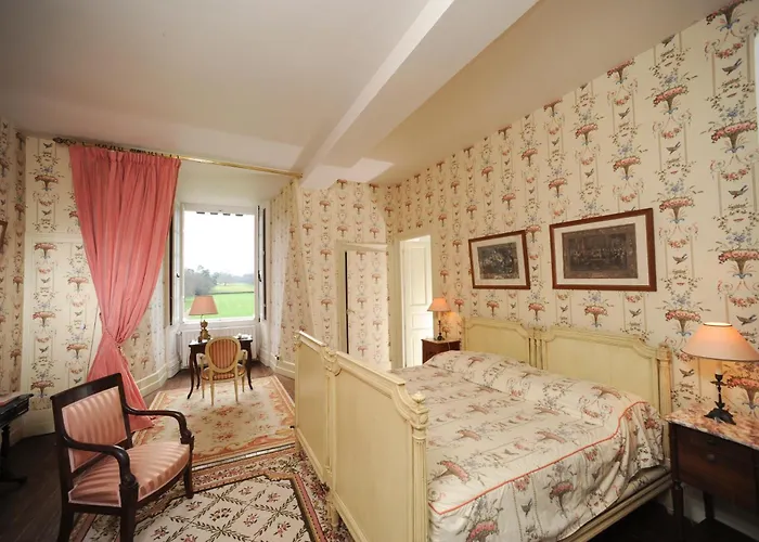 Chateau De Otel Canisy